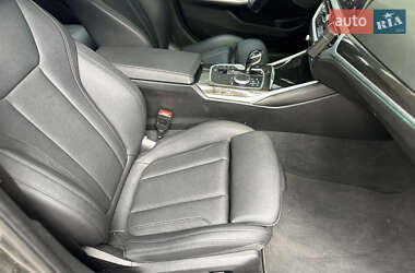 Седан BMW 3 Series 2019 в 