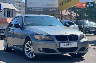 Седан BMW 3 Series 2010 в Одессе