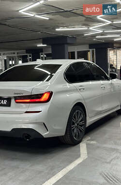 Седан BMW 3 Series 2022 в 