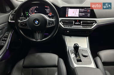 Седан BMW 3 Series 2022 в 