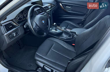 Седан BMW 3 Series 2015 в 