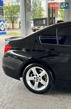 Седан BMW 3 Series 2012 в 