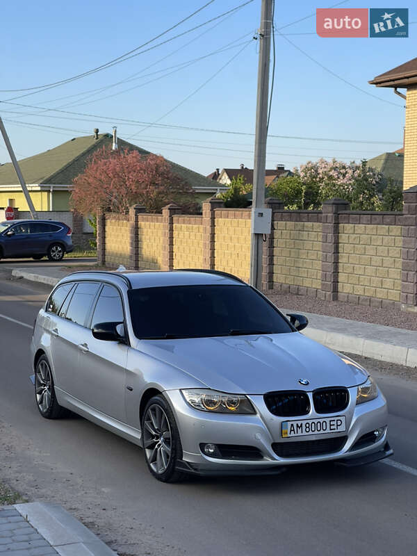 Универсал BMW 3 Series 2010 в 