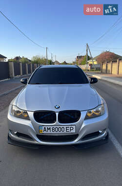 Универсал BMW 3 Series 2010 в 