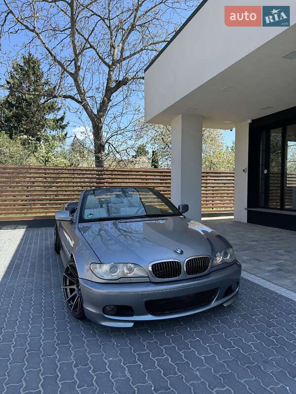 Кабриолет BMW 3 Series 2005 в Черновцах