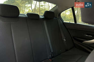 Седан BMW 3 Series 2013 в 