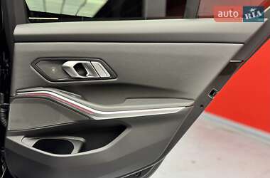 Седан BMW 3 Series 2025 в 
