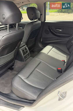 Седан BMW 3 Series 2016 в 