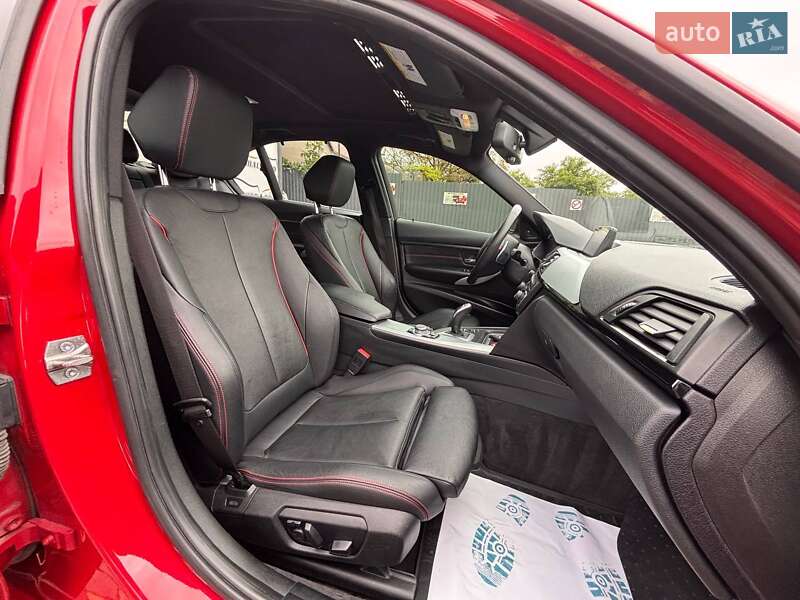 Седан BMW 3 Series 2012 в Львові