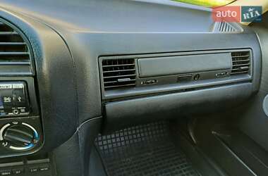 Седан BMW 3 Series 1994 в 