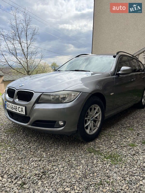 Универсал BMW 3 Series 2009 в Нереснице