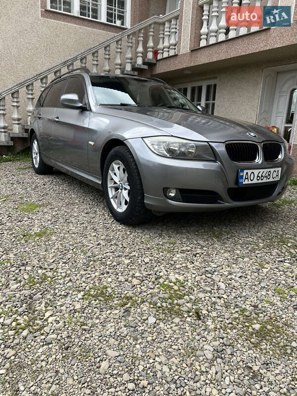 Универсал BMW 3 Series 2009 в Нереснице