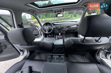 Седан BMW 3 Series 2010 в 