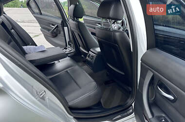 Седан BMW 3 Series 2010 в 