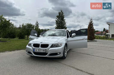 Седан BMW 3 Series 2010 в 
