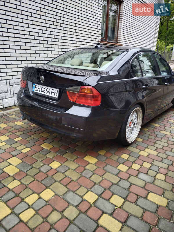 Седан BMW 3 Series 2006 в Луцке