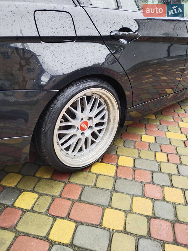 Седан BMW 3 Series 2006 в Луцке
