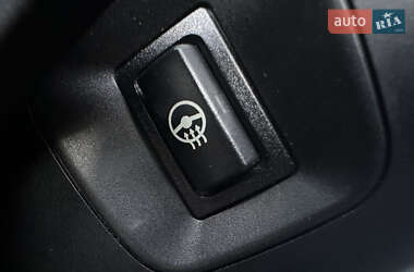 Седан BMW 3 Series 2012 в 