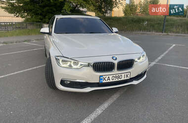 Седан BMW 3 Series 2015 в 