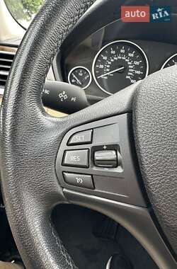 Седан BMW 3 Series 2016 в 