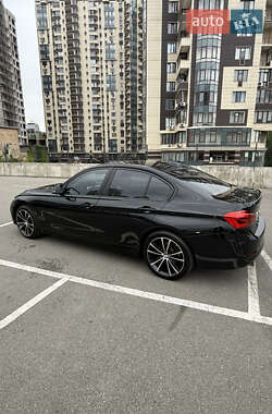 Седан BMW 3 Series 2017 в Киеве
