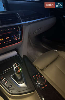 Седан BMW 3 Series 2016 в 