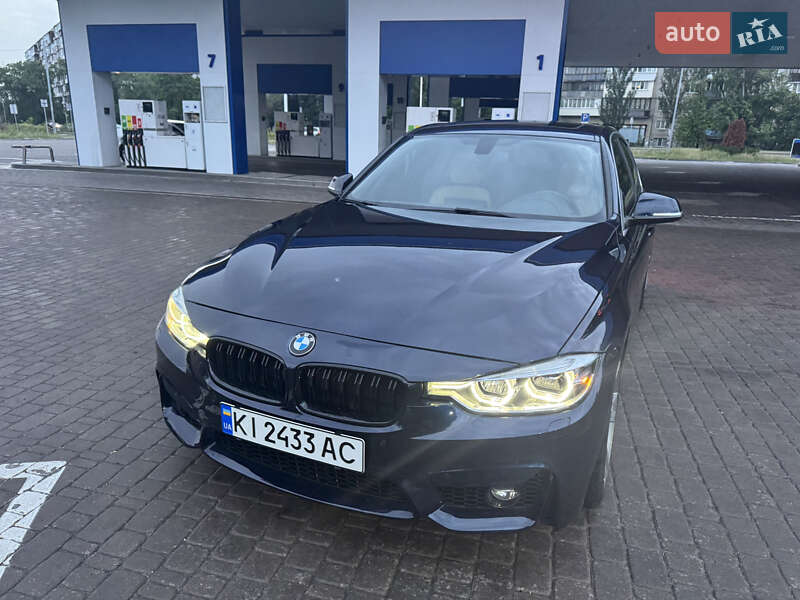 Седан BMW 3 Series 2016 в 