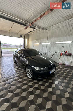 Купе BMW 3 Series 2009 в Києві