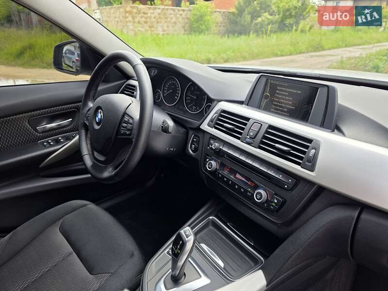Седан BMW 3 Series 2012 в Одессе