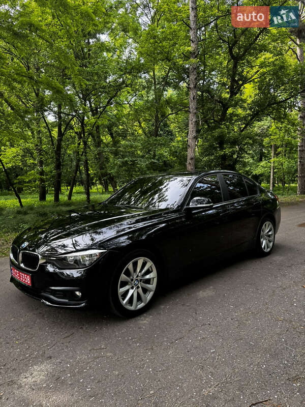 Седан BMW 3 Series 2017 в Одессе