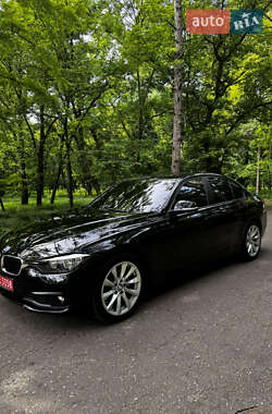 Седан BMW 3 Series 2017 в 