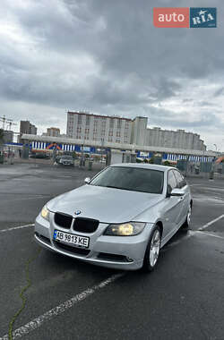 Седан BMW 3 Series 2005 в 