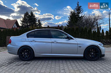 Седан BMW 3 Series 2011 в Доброполье