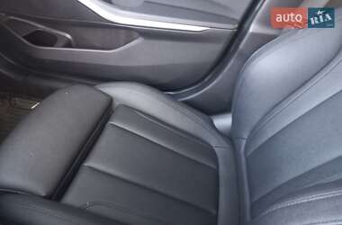 Седан BMW 3 Series 2019 в Киеве