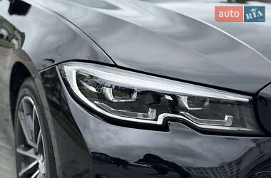 Седан BMW 3 Series 2019 в 