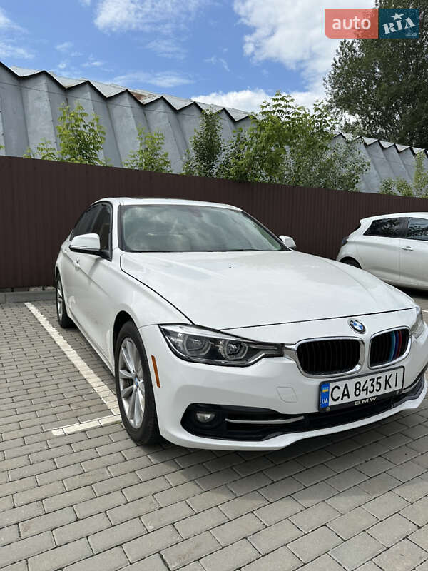 Седан BMW 3 Series 2017 в 