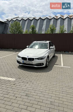 Седан BMW 3 Series 2017 в 