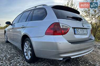 Универсал BMW 3 Series 2009 в 