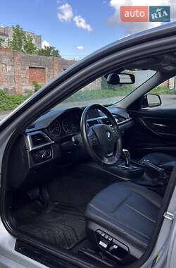 Седан BMW 3 Series 2017 в 