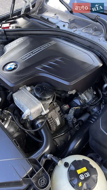 Седан BMW 3 Series 2017 в Полтаві
