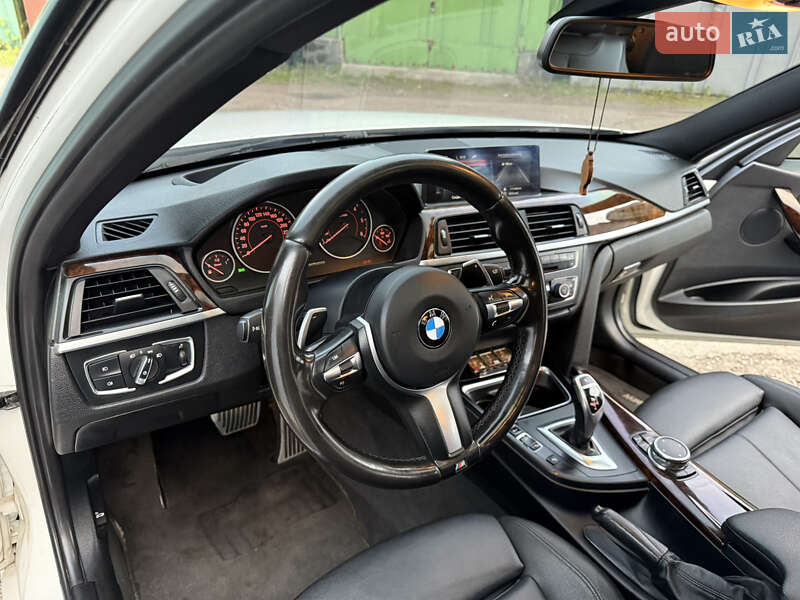 Седан BMW 3 Series 2015 в Киеве