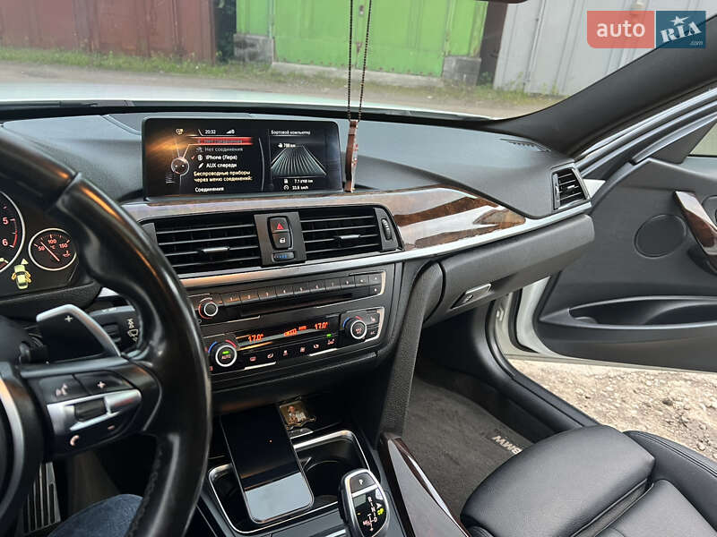 Седан BMW 3 Series 2015 в Киеве