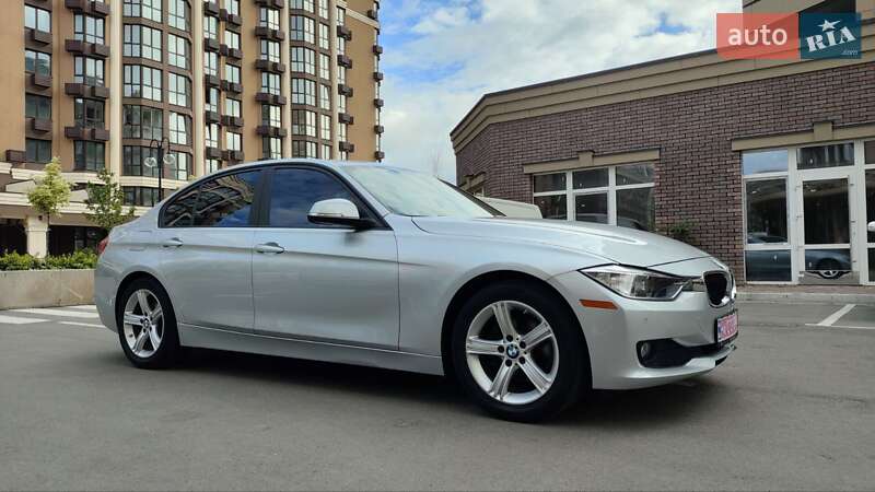 Седан BMW 3 Series 2014 в Киеве