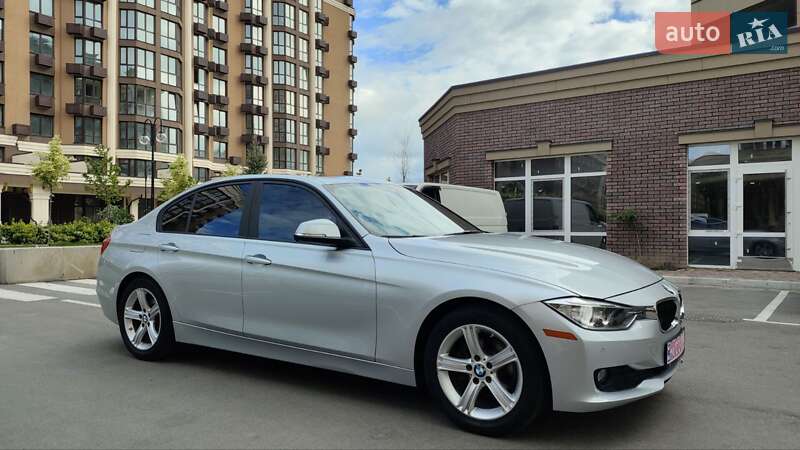 Седан BMW 3 Series 2014 в Киеве
