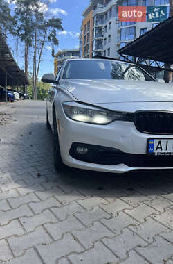 Седан BMW 3 Series 2015 в 