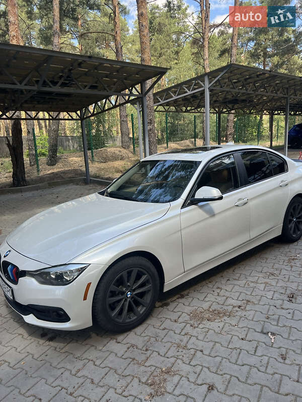 Седан BMW 3 Series 2015 в Гостомелі