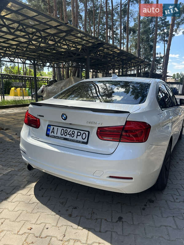Седан BMW 3 Series 2015 в Гостомелі