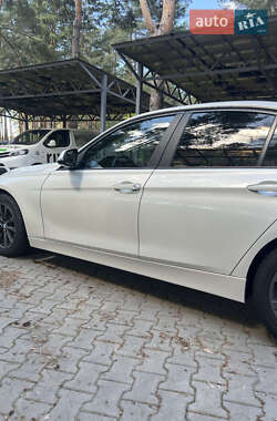 Седан BMW 3 Series 2015 в 