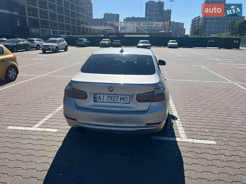 Седан BMW 3 Series 2012 в Киеве