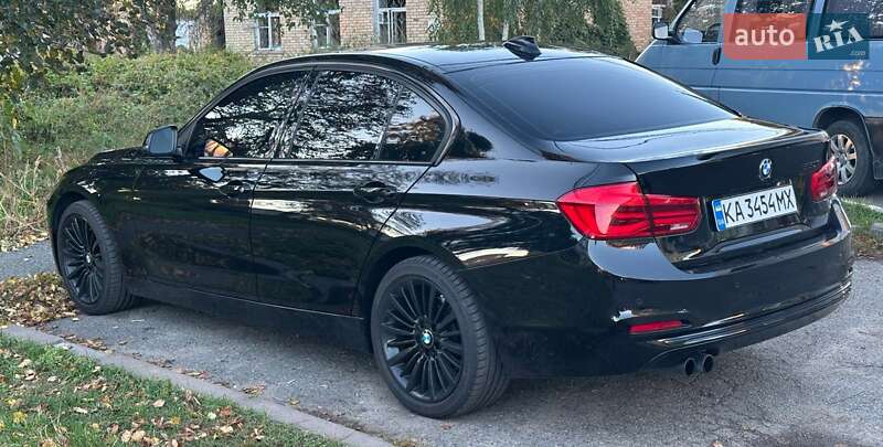 Седан BMW 3 Series 2016 в Макарові